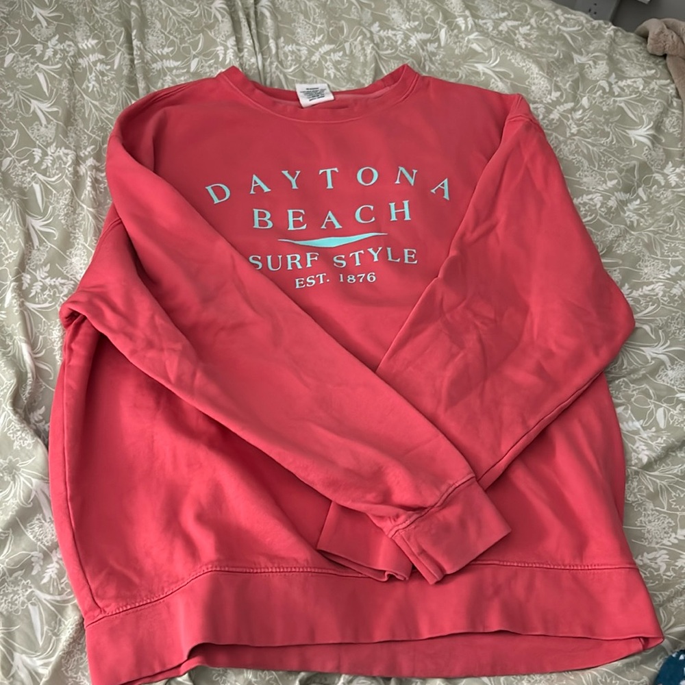 Beach crewneck